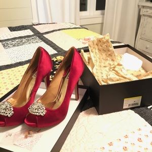 Badgley Mischka Goodie - size 8.5 New with Box